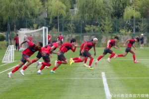 星空体育app下载-东北平原到云贵高原 亚泰将士积极备战克服高原反应